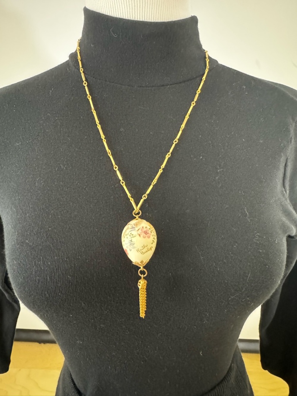 Vintage Ruth Bishop Signed Decoupage Egg Pendant Necklace Floral Tassel